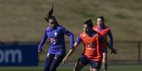 Marta mostra bom condicionamento físico em treino do Brasil –  Foto: Thais Magalhães/CBF / Jogada10