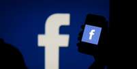 Especialistas comentam os erros e acertos do Facebook após plataforma bater recorde de usuários  Foto: Poder360