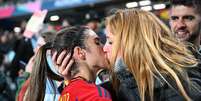 Alba Redondo beija namorada em comemoração na Copa do Mundo feminina  Foto: Getty Images