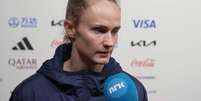 Hansen em entrevista ao jornal noruguês NRK após partida da Noruega contra a Suíça  Foto: Reprodução