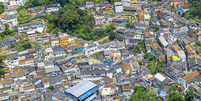 Favelas da Baixada Santista têm vivenciado cenários de violência e terror  Foto: Reprodução: iStock/Brastock Images
