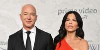 Em maio, Bezos pediu Lauren em casamento a bordo do Koru e deu a ela um anel de noivado de R$ 12 milhões  Foto: Karwai Tang/WireImage