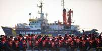 Resgate de migrantes no Mediterr&acirc;neo, em foto de arquivo  Foto: ANSA / Ansa - Brasil