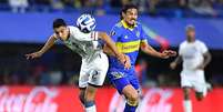 Daniel Bocanegra e Edinson Cavani em Boca Juniors x Nacional – Marcelo Endelli/Getty Images  Foto: Jogada10