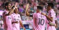 Messi marcou o quarto gol da goleada do Inter Miami sobre o Charlotte FC –  Foto: Hector Vivas/Getty Images / Jogada10