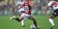 Luiz Ara&uacute;jo em a&ccedil;&atilde;o pelo Flamengo   Foto: Gilvan de Souza/Flamengo / Esporte News Mundo