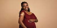 Dia da gestante: 6 mitos e verdades sobre vacinas na gestação -  Foto: Shutterstock / Saúde em Dia