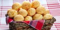 Pão de queijo tradicional  Foto: Guia da Cozinha