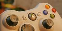 Lançado em 2005, o lendário Xbox 360 completa 18 anos em novembro (Imagem: Jose Castillo/Unplash)  Foto: Canaltech