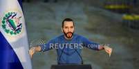O presidente de El Salvador, Bukele, em lan&ccedil;amento de obra de novo hospital p&uacute;blico em San Salvador
15/06/2023
REUTERS/Jose Cabezas  Foto: Reuters