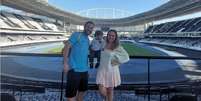 Família reunida no estádio: Daniel, Vicente e Karine –  Foto: Reprodução/Instagram / Jogada10