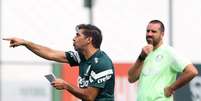 Abel Ferreira poder&aacute; aumentar a press&atilde;o sobre Bruno Lage, t&eacute;cnico do Botafogo   Foto: Cesar Greco/Palmeiras/by Canon / Esporte News Mundo