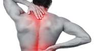 Pessoas com dor nas costas tendem a ter depressão, diz estudo -  Foto: Shutterstock / Saúde em Dia