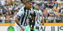 Quem é Roberto Pereyra, meia argentino que virou alvo do Palmeiras após lesão de Dudu