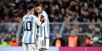 Messi se destacou no jogo de estreia da Areghtrnia nas Eliminatórias. Afinal, no duro 1 a 0 sofre o Equador, o gol foi dele –  Foto: Divulgação/AFA / Jogada10