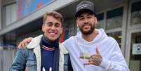 Neymar participou neste domingo do chá-revelação do deputado Nikolas Ferreira  Foto: Reprodução