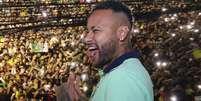 Neymar é flagado em boate em Barcelona em meio ao noivado com Bruna Biancardi   Foto: Vitor Silva/CBF / Esporte News Mundo