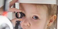 A detecção precoce do retinoblastoma é fundamental para um tratamento eficaz  Foto: KONSTANTIN_SHISHKIN | Shutterstock / Portal EdiCase