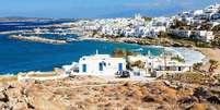 Protestos começaram na ilha de Paros e desde então se espalharam por toda a Grécia e além  Foto: Getty Images / BBC News Brasil