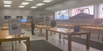 Apple Store é saqueada em Walnut Street, Filadélfia (EUA)  Foto: Reprodução / X @appleosophy