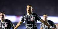 Corinthians v&ecirc; Sul-Americana como chance de salvar o ano &ndash;  Foto: Rodrigo Coca / Ag. Corinthians / Jogada10