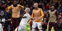 Mauro Icardi garantiu a vitória do Galatasaray sobre o Manchester United (Darren Staples/AFP via Getty Images)  Foto: Esporte News Mundo