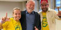 Lurian, o presidente Lula e Danilo Segundo  Foto: Reprodução/Instagram