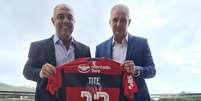Tite chega ao Ninho do Urubu para iniciar trabalho no Flamengo &ndash;  Foto: Nath&atilde; Soares /CRF / Jogada10