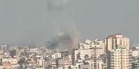 A manhã começou com bombardeios na Faixa de Gaza  Foto: Reprodução/CNN Brasil