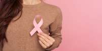 Da cannabis à aromaterapia: os diferentes tratamentos de câncer de mama -  Foto: Shutterstock / Saúde em Dia