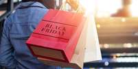 Saiba como fazer boas escolhas nesta Black Friday - Shutterstock  Foto: Alto Astral