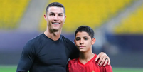 Cristiano Ronaldo e o filho mais velho, Cristiano Ronaldo Jr.  Foto: Reprodução/Instagram