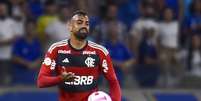 Léo Pereira tem lesão detectada após exames e vira novo desfalque na zaga do Flamengo