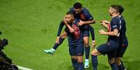 Mbappé marcou um dos gols da vitória do PSG sobre o Milan (Bertrand Guay/AFP via Getty Images)  Foto: Esporte News Mundo