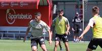 S&atilde;o Paulo voltou aos treinos nesta quinta (26) &ndash;  Foto: Divulga&ccedil;&atilde;o / S&atilde;o Paulo / Jogada10