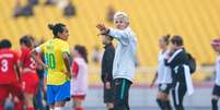 Marta e Pia Sundhage juntas na Seleção Brasileira –  Foto: Daniela Porcelli/CBF / Jogada10