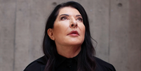 Marina Abramović tem seu trabalho exposto em retrospectiva na Royal Academy de Londres.  Foto: Javier Hirschfeld / BBC News Brasil