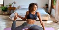 Yoga melhora saúde biomecânica e envelhecimento; veja -  Foto: Shutterstock / Saúde em Dia