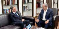 O secret&aacute;rio de Estado dos EUA, Antony Blinken, se encontrou com o primeiro-ministro israelense, Benjamin Netanyahu  Foto: Getty Images / BBC News Brasil
