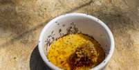 Médica comenta se faz mal ingerir mel com formigas  Foto: iStock