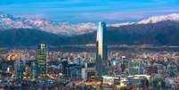 Capital do Chile, Santiago é rodeada pela Cordilheira dos Andes  Foto: iStock