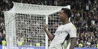 Com quatro de Rodrygo e Vini Jr., Real goleia Valencia e segue caça ao líder no Espanhol  Foto: Reuters