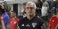 Dorival lamentou que dom&iacute;nio n&atilde;o tenha virado vit&oacute;ria &ndash;  Foto: Rubens Chiri/Saopaulofc.net / Jogada10