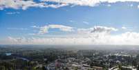 As nuvens filtram a radiação solar e proporcionam melhor conforto térmico (Imagem: Denis Arslanbekov/Unsplash)  Foto: Canaltech