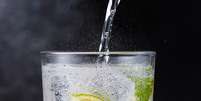 Água tônica já foi taxada como 'bebida de velho' e hoje é aliada dos drinks  Foto: iStock