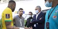 A partida com mando do Brasil nas Eliminat&oacute;rias para 2022 foi cancelada pela Fifa. O jogo chegou a ser iniciado, na Neo Qu&iacute;mica Arena, mas foi paralisada com cinco minutos. Agentes da Anvisa notificaram que quatro atletas da Argentina n&atilde;o cumpriram o isolamento determinado pelas medidas de preven&ccedil;&atilde;o &agrave; Covid-19. - Foto: Lucas Figueiredo/CBF  Foto: Lucas Figueiredo/CBF / Divulga&ccedil;&atilde;o