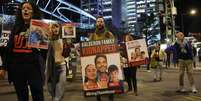 Familiares de israelenses sequestrados fizeram várias manifestações pedindo a liberação dos reféns  Foto: EPA-EFE/REX/Shutterstock / BBC News Brasil