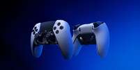 Controle DualSense agora pode ser usado no PlayStation 5 e no Steam. (Imagem: Divulgação/Sony)  Foto: Canaltech