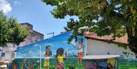 Painel feito em uma oficina com aproximadamente 100 crianças no bairro do Calabar, em Salvador, ação apoiada pela Frente Nacional de Negros e Negras  Foto: Caique Sapho