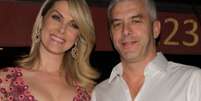 Alexandre Correa se declara à Ana Hickmann.  Foto: AGNews / Purepeople